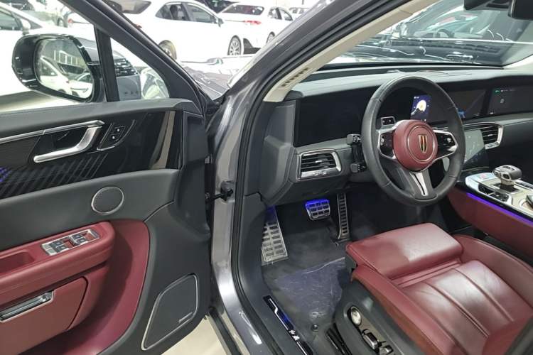 Used Hongqi E-HS9 2022 660 km Range Flagway Edition Six Seats Driver Seat