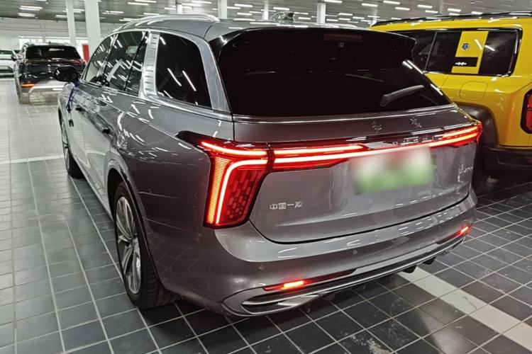 Used Hongqi E-HS9 2022 660 km Range Flagway Edition Six Seats Exterior 2