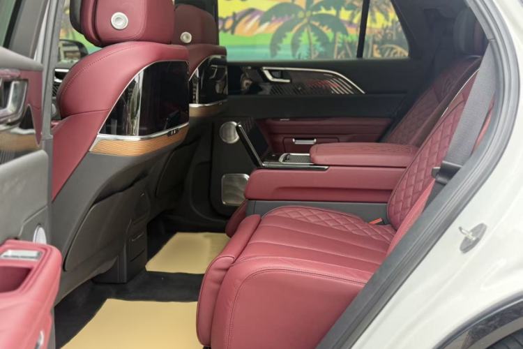 Used Hongqi E-HS9 2022 660 km Range Flagship Edition Four Seats Interior 1