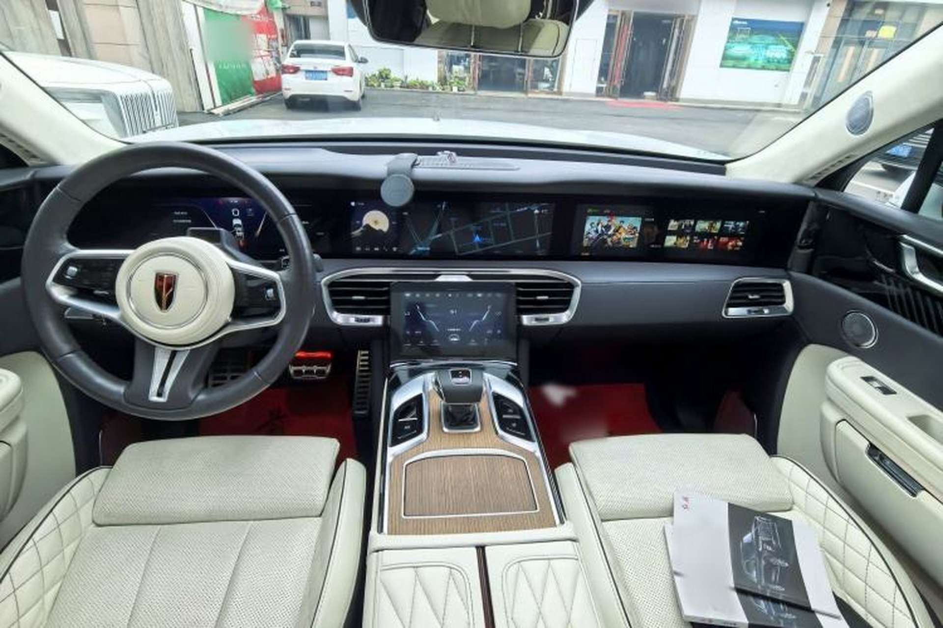 Used Hongqi E-HS9 2022 660 km Range Flagship Edition Four Seats Interior 11