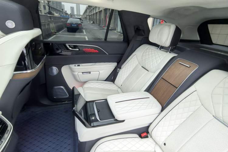 Used Hongqi E-HS9 2022 660 km Range Flagship Edition Four Seats Interior 14