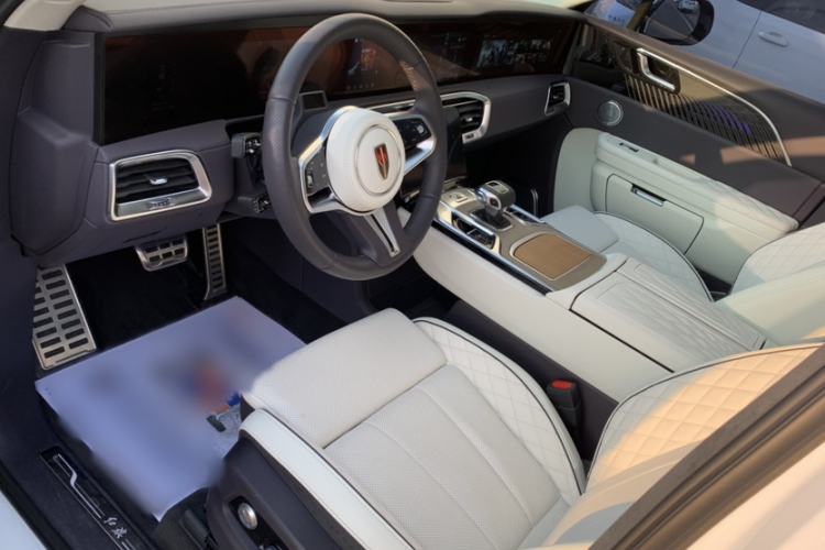 Used Hongqi E-HS9 2022 660 km Range Flagship Edition Four Seats Interior 2