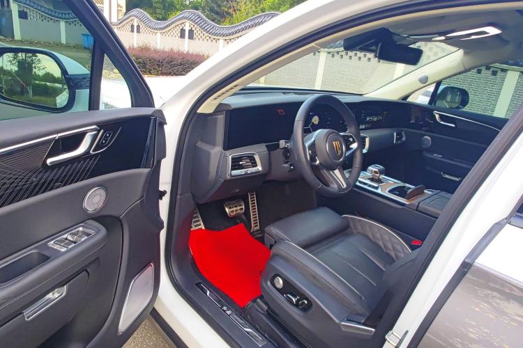 Used Hongqi E-HS9 2022 660 km Range Flagship Edition Four Seats Interior 2