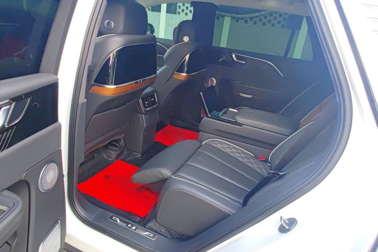 Used Hongqi E-HS9 2022 660 km Range Flagship Edition Four Seats Interior 3