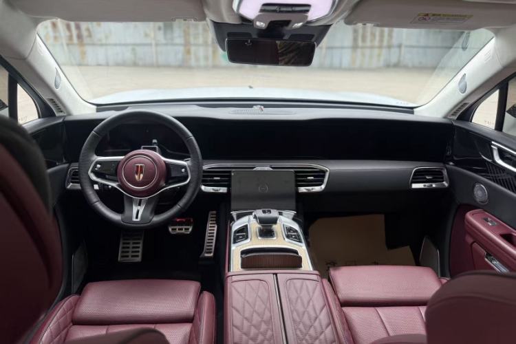 Used Hongqi E-HS9 2022 660 km Range Flagship Edition Four Seats Interior 3