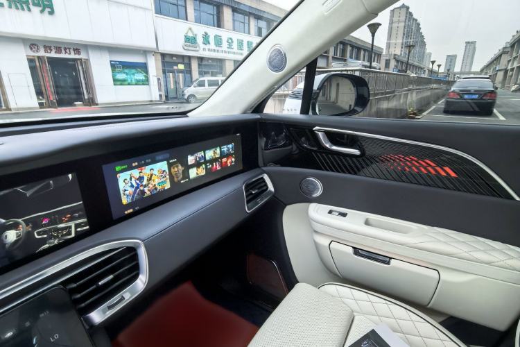 Used Hongqi E-HS9 2022 660 km Range Flagship Edition Four Seats Interior 4