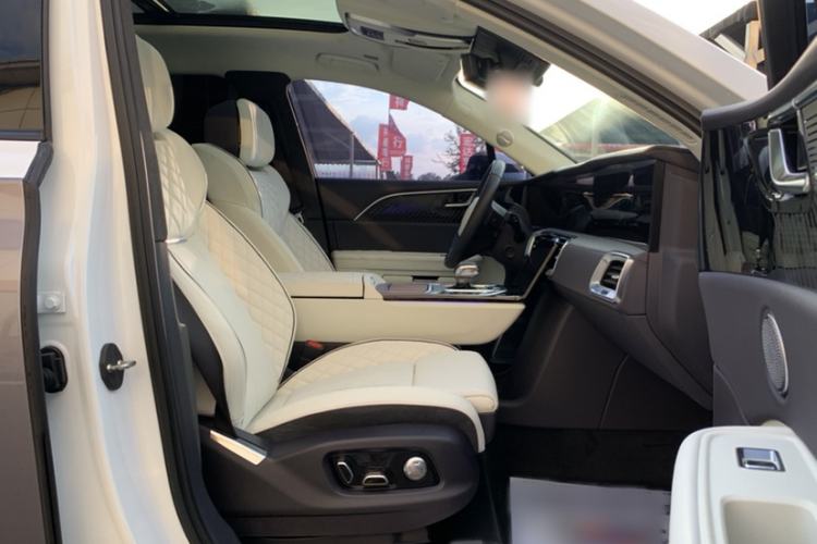 Used Hongqi E-HS9 2022 660 km Range Flagship Edition Four Seats Interior 5