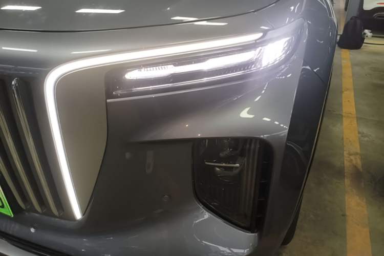 Used Hongqi E-HS9 2022 660 km Range Flagway Edition Six Seats Left Front Headlight