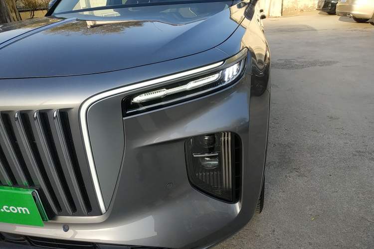 Used Hongqi E-HS9 2022 690 km Range Flagship Edition Six Seats Left Front Headlight