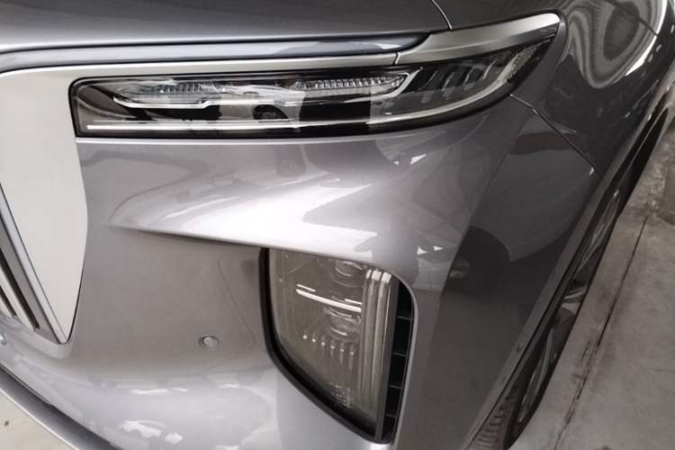Used Hongqi E-HS9 2022 690 km Range Flagship Edition Six Seats Left Front Headlight