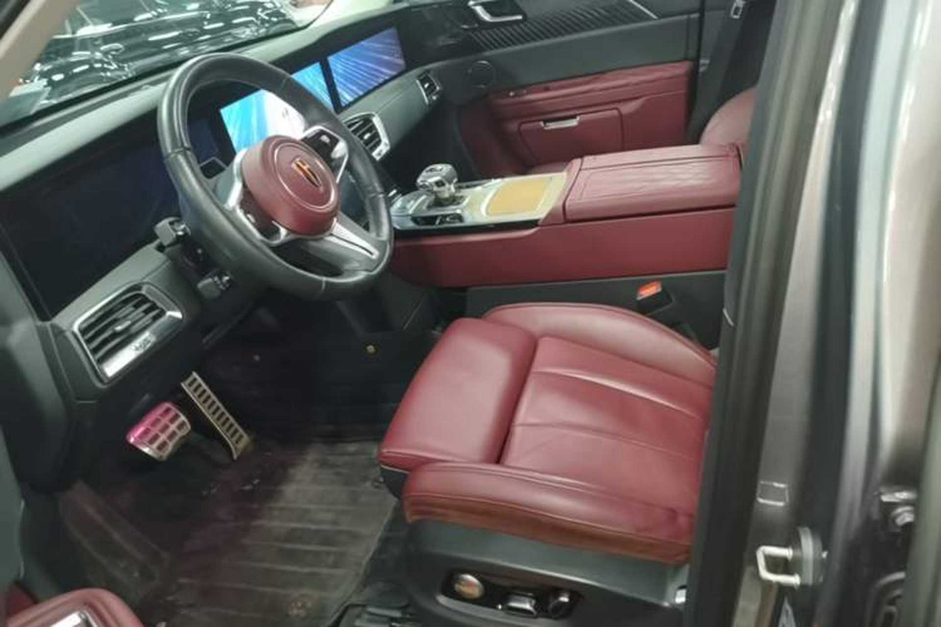Used Hongqi E-HS9 2022 660 km Range Flagway Edition Six Seats Left Front Seat