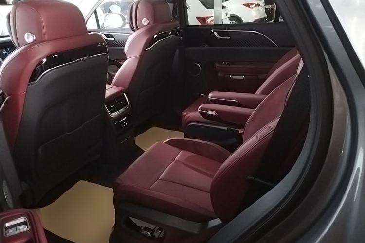 Used Hongqi E-HS9 2022 690 km Range Flagship Edition Six Seats Left Rear Seat