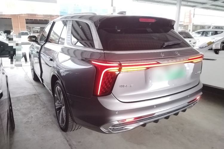 Used Hongqi E-HS9 2022 690 km Range Flagship Edition Six Seats Rear Left 45 Deg