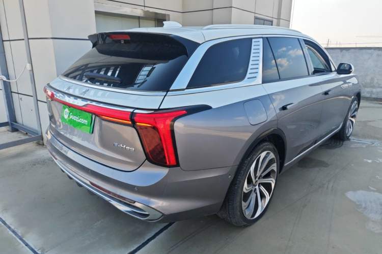 Used Hongqi E-HS9 2022 660 km Range Flagship Edition Four Seats Rear Right 45 Deg