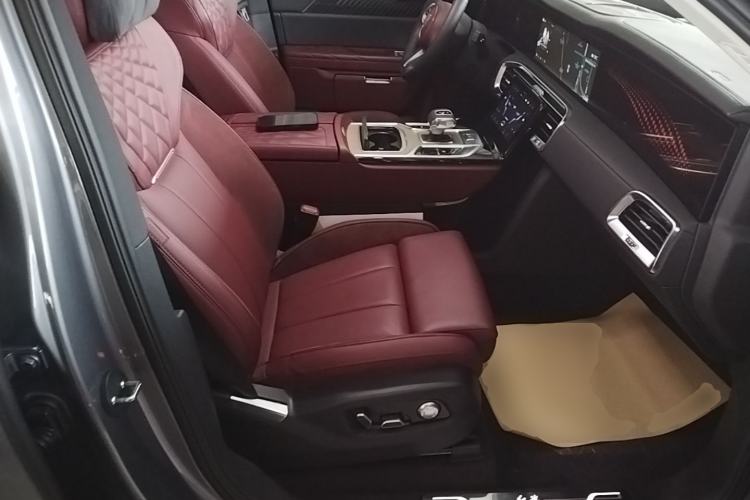 Used Hongqi E-HS9 2022 690 km Range Flagship Edition Six Seats Right Front Seat