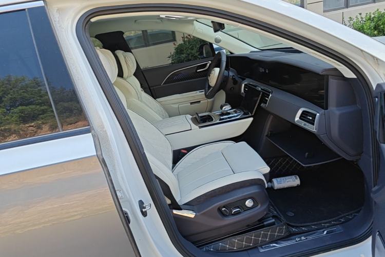 Used Hongqi E-HS9 2022 660 km Range Flagship Edition Four Seats Right Front Seat