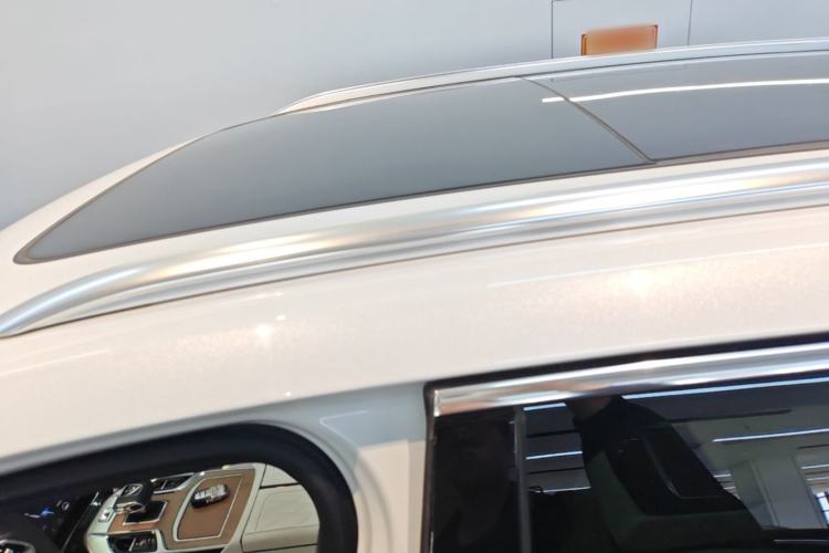 Used Hongqi E-HS9 2022 660 km Range Flagship Edition Four Seats Roof