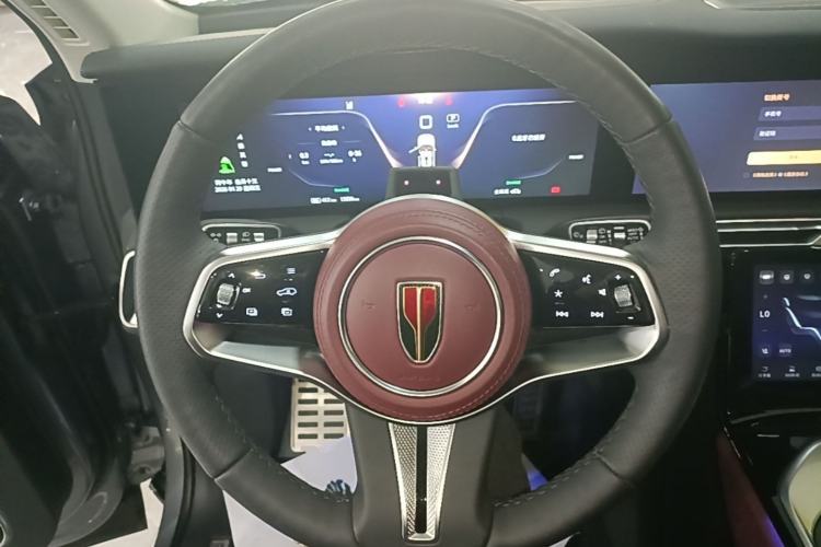 Used Hongqi E-HS9 2022 660 km Range Flagway Edition Six Seats Steering Wheel
