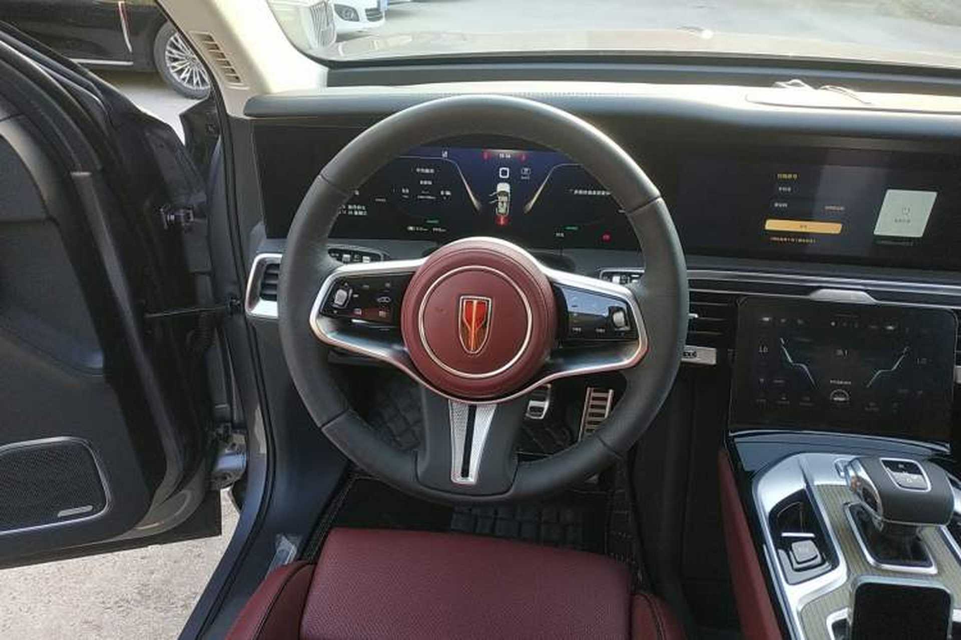 Used Hongqi E-HS9 2022 690 km Range Flagship Edition Six Seats Steering Wheel