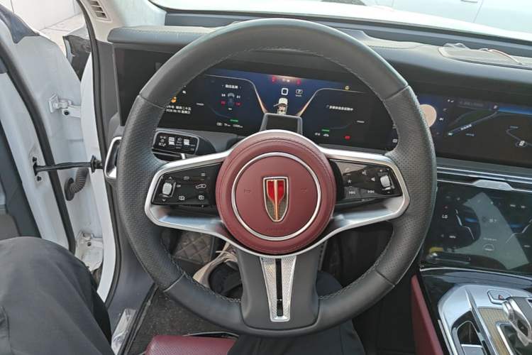 Used Hongqi E-HS9 2022 660 km Range Flagship Edition Four Seats Steering Wheel