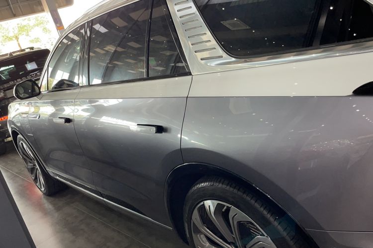 Used Hongqi E-HS9 2022 660 km Range Flagship Edition Four Seats Exterior 10