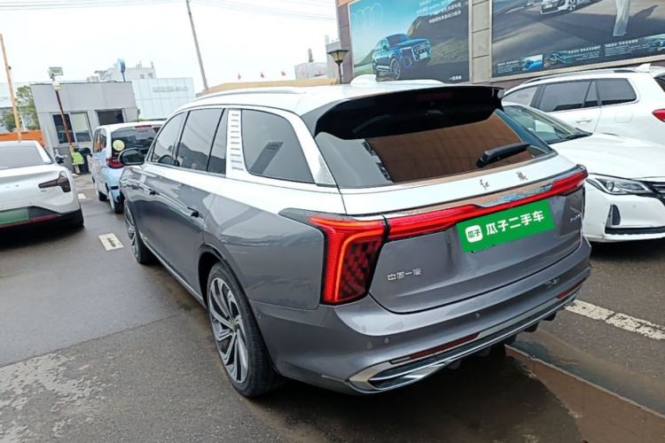Used Hongqi E-HS9 2022 660 km Range Flagship Edition Four Seats Rear Left 45 Deg