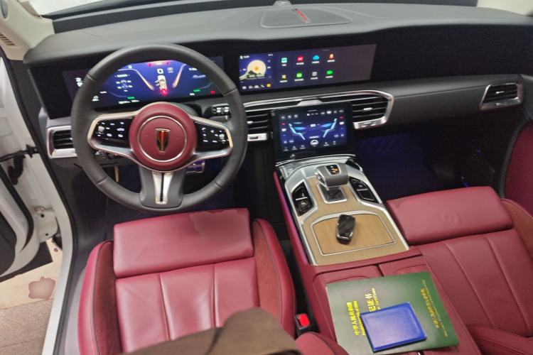 Used Hongqi E-HS9 2022 690 km Range Flagship Edition Six Seats Center Console