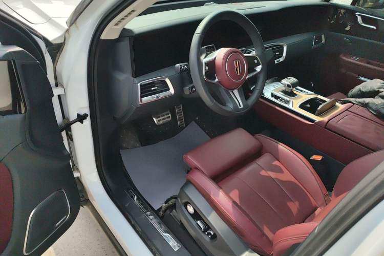 Used Hongqi E-HS9 2022 660 km Range Flagway Edition Six Seats Driver Seat