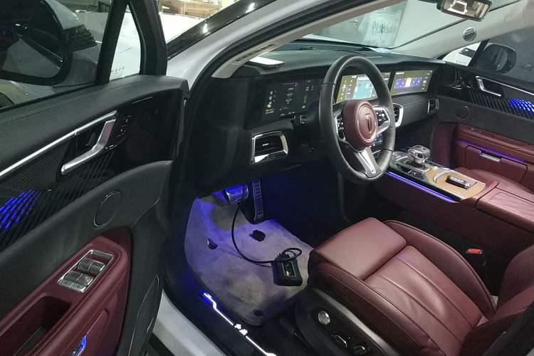 Used Hongqi E-HS9 2022 660 km Range Flagway Edition Six Seats Driver Seat
