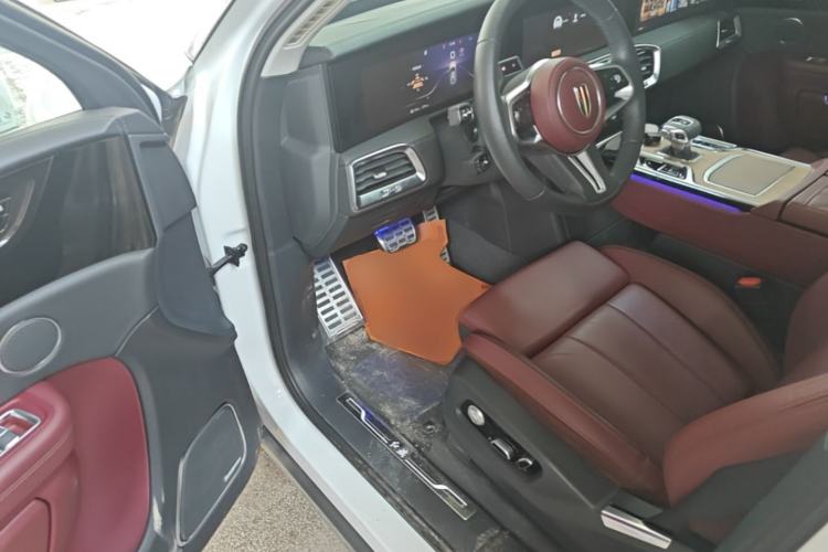 Used Hongqi E-HS9 2022 660 km Range Flagway Edition Six Seats Driver Seat