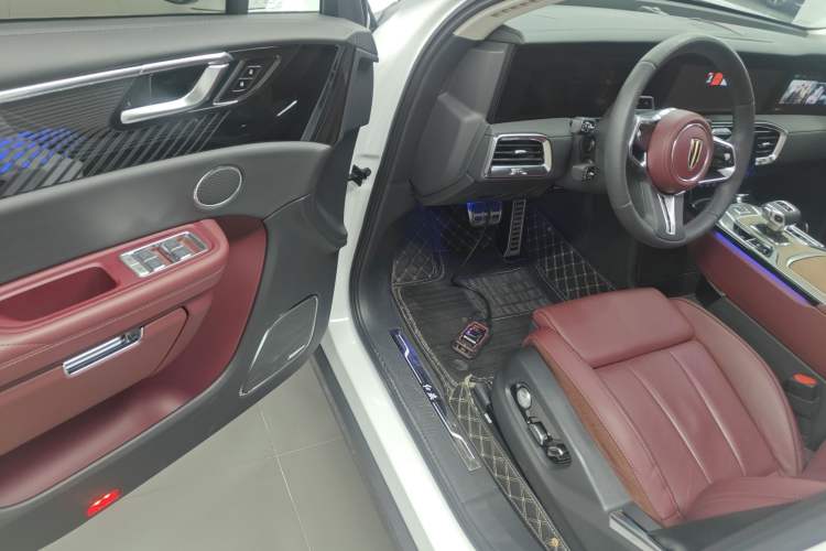 Used Hongqi E-HS9 2022 660 km Range Flagway Edition Six Seats Driver Seat