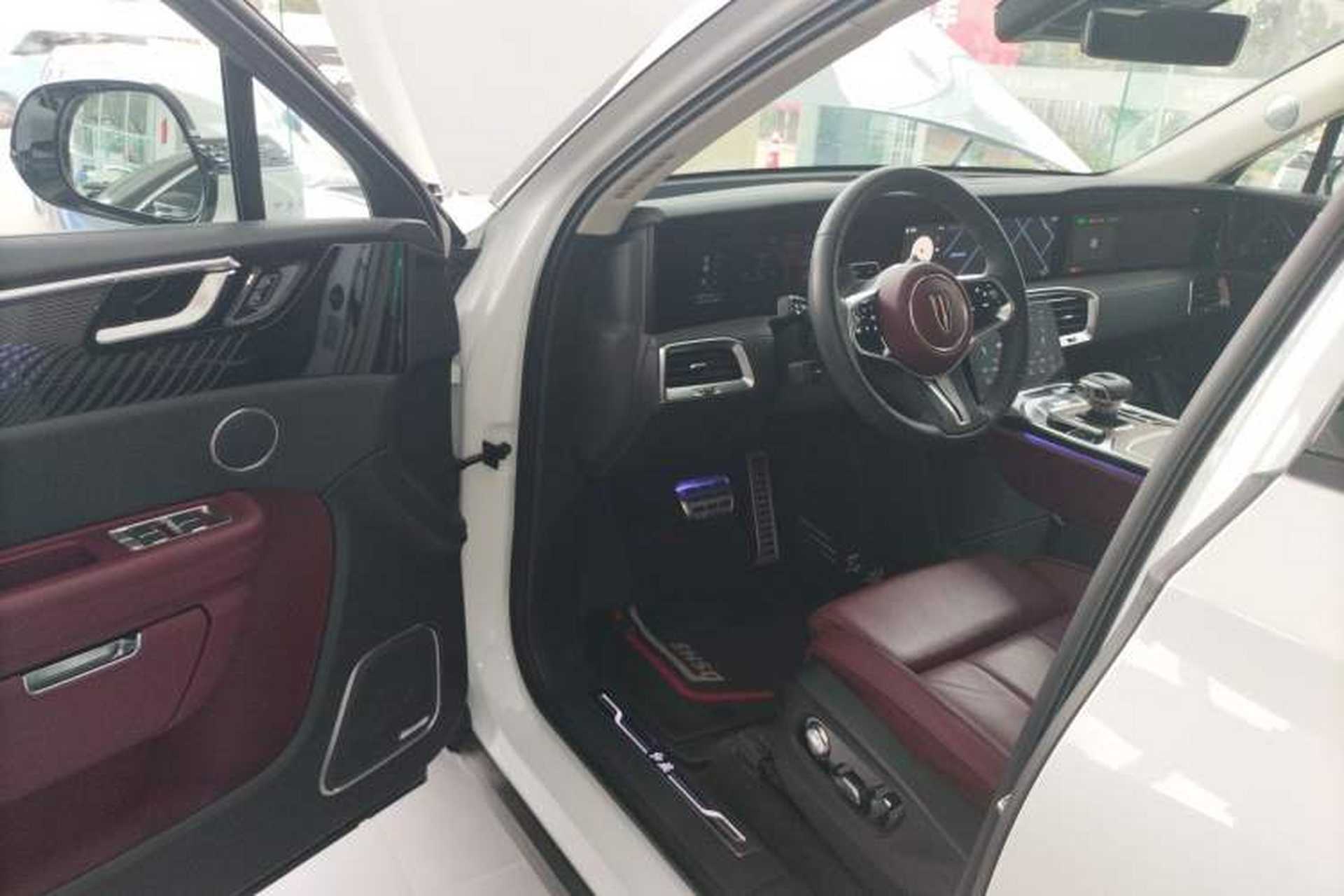 Used Hongqi E-HS9 2022 660 km Range Flagway Edition Six Seats Driver Seat