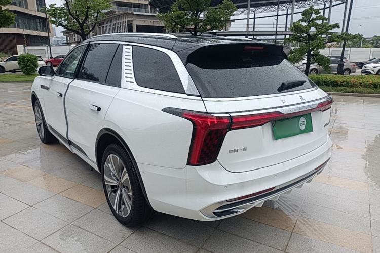 Used Hongqi E-HS9 2022 660 km Range Flagway Edition Six Seats Exterior 2
