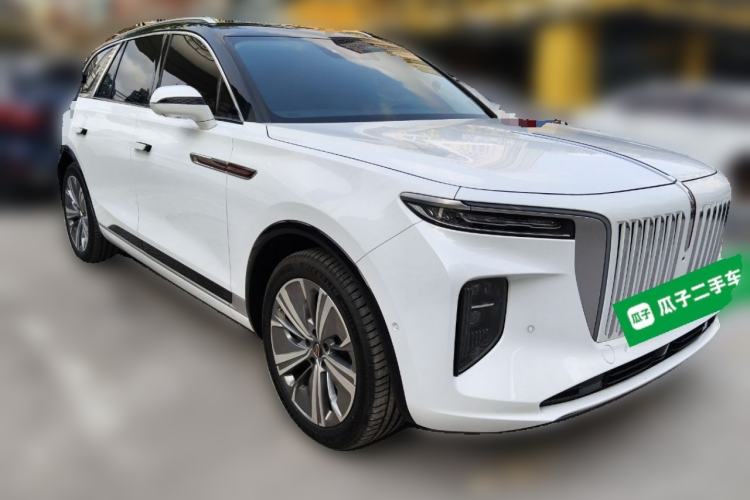 Used Hongqi E-HS9 2022 690 km Range Flagship Edition Six Seats Front Right 45 Deg