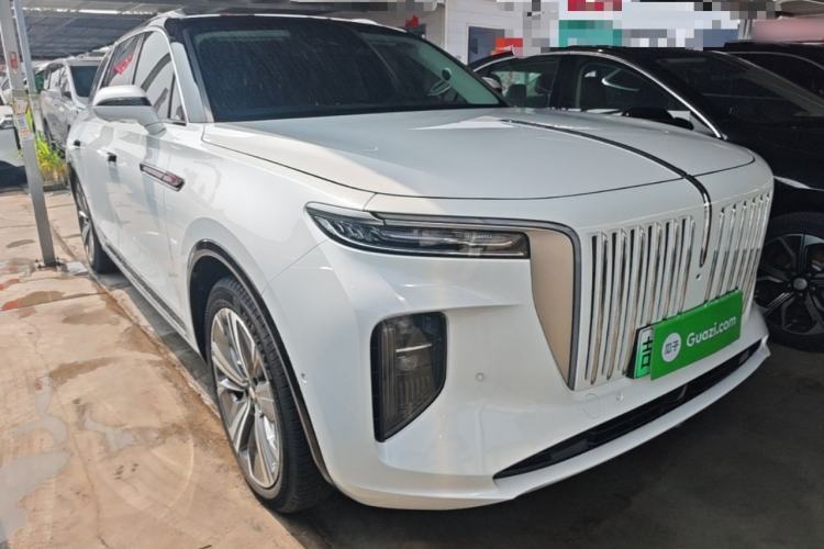 Used Hongqi E-HS9 2022 660 km Range Flagway Edition Six Seats Front Right 45 Deg