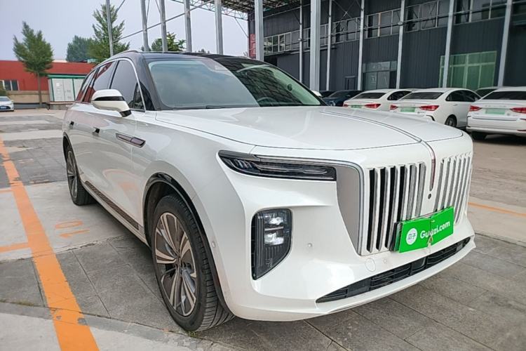 Used Hongqi E-HS9 2022 660 km Range Flagway Edition Six Seats Front Right 45 Deg