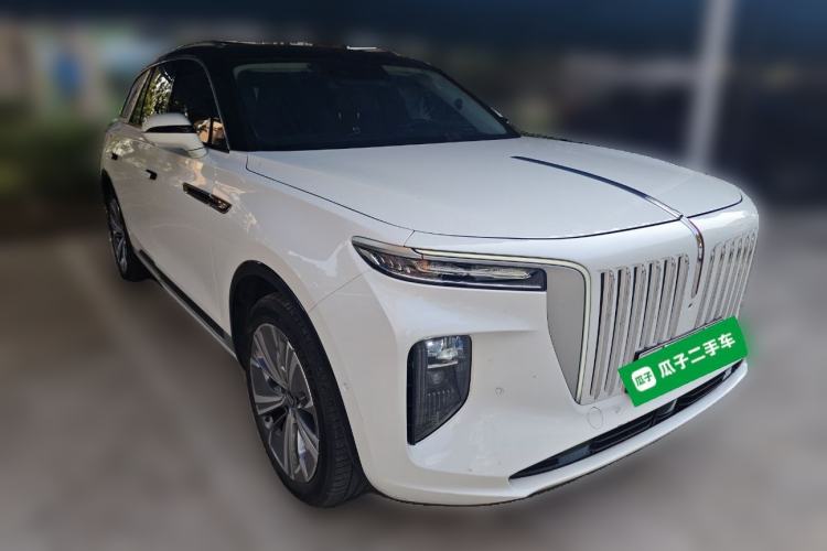 Used Hongqi E-HS9 2022 690 km Range Flagship Edition Six Seats Front Right 45 Deg