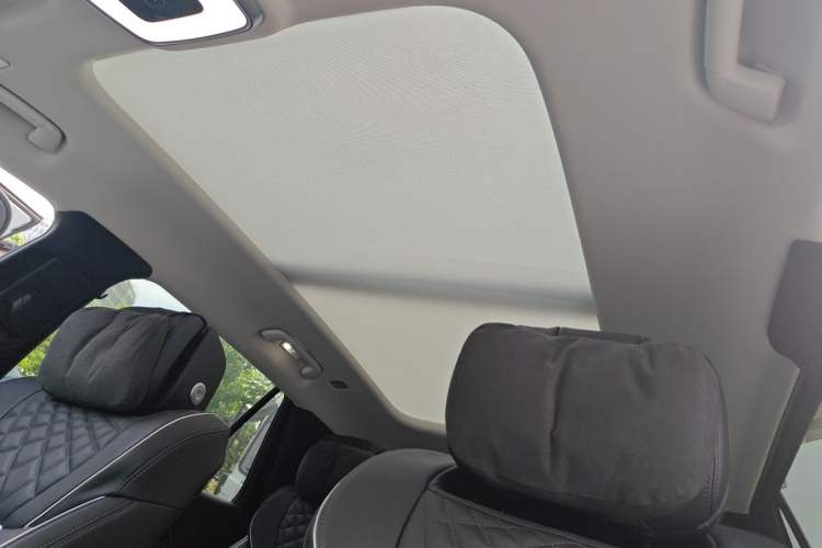 Used Hongqi E-HS9 2022 660 km Range Flagway Edition Six Seats Headliner