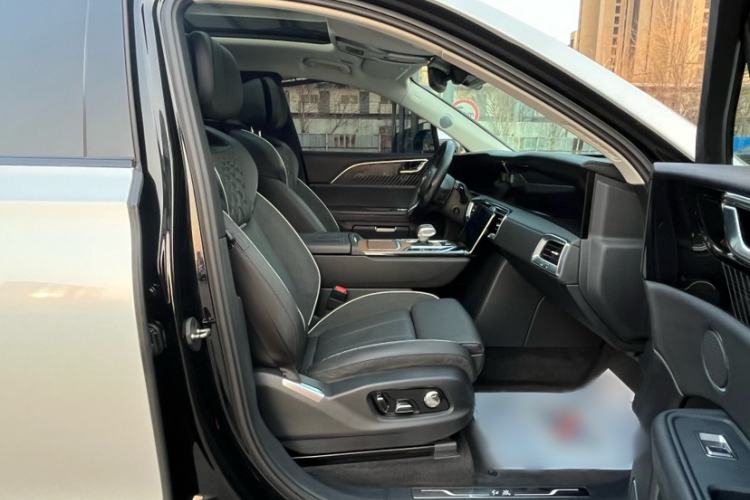 Used Hongqi E-HS9 2022 690 km Range Flagship Edition Six Seats Interior 7