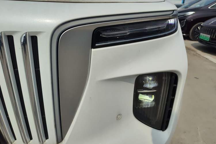 Used Hongqi E-HS9 2022 660 km Range Flagway Edition Six Seats Left Front Headlight