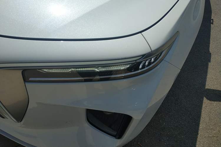 Used Hongqi E-HS9 2022 690 km Range Flagship Edition Six Seats Left Front Headlight