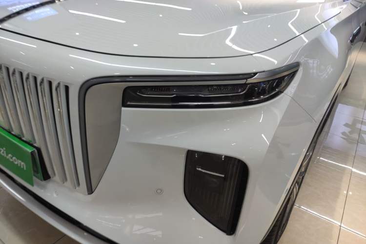 Used Hongqi E-HS9 2022 690 km Range Flagship Edition Six Seats Left Front Headlight