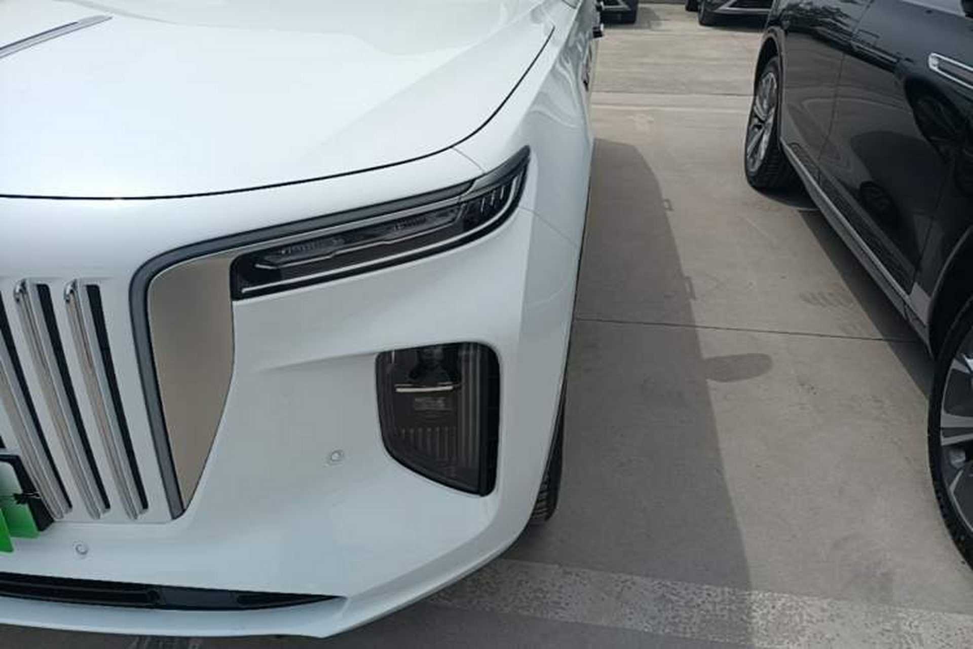 Used Hongqi E-HS9 2022 690 km Range Flagship Edition Six Seats Left Front Headlight