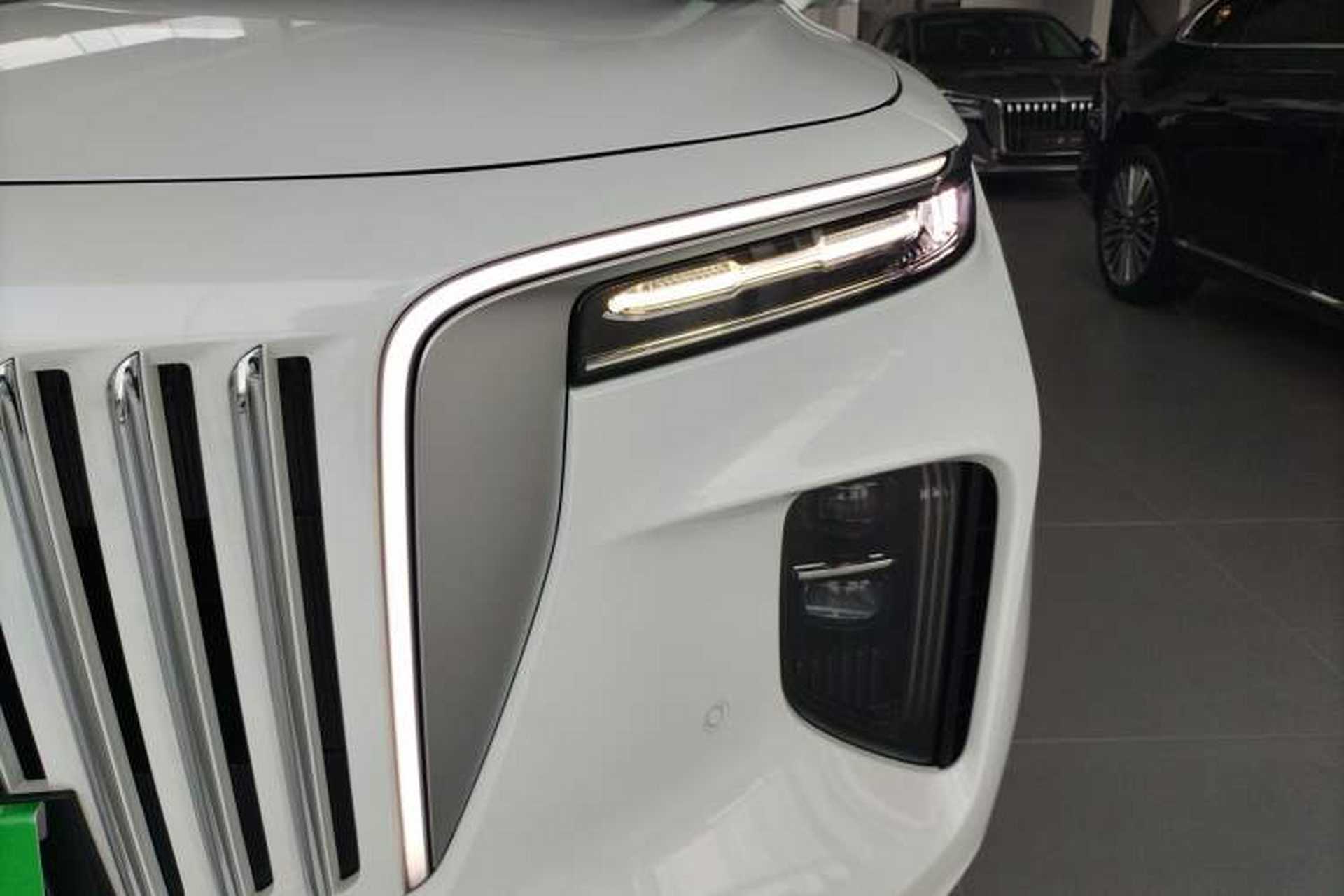 Used Hongqi E-HS9 2022 660 km Range Flagway Edition Six Seats Left Front Headlight