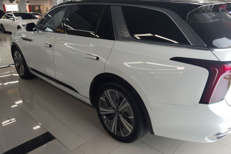 Used Hongqi E-HS9 2022 660 km Range Flagway Edition Six Seats Left Side