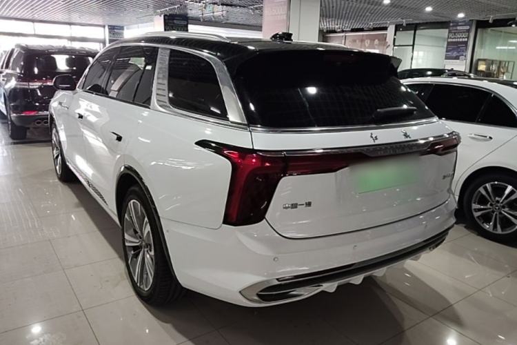 Used Hongqi E-HS9 2022 660 km Range Flagway Edition Six Seats Rear Left 45 Deg