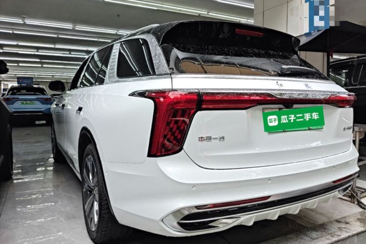Used Hongqi E-HS9 2022 660 km Range Flagway Edition Six Seats Rear Left 45 Deg