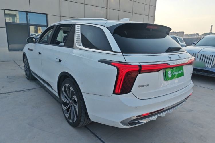 Used Hongqi E-HS9 2022 660 km Range Flagship Edition Four Seats Rear Left 45 Deg