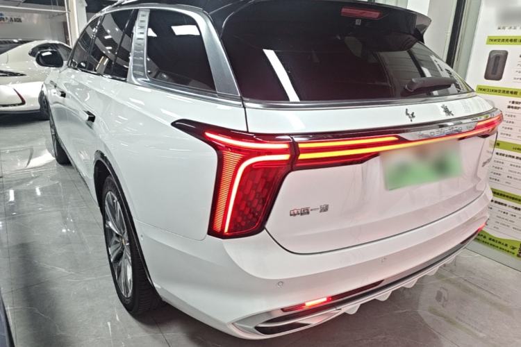 Used Hongqi E-HS9 2022 660 km Range Flagway Edition Six Seats Rear Left 45 Deg