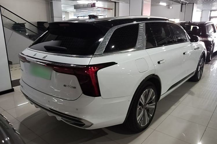 Used Hongqi E-HS9 2022 660 km Range Flagway Edition Six Seats Rear Right 45 Deg